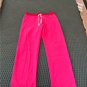 COPY - Figs Livingston Bottom - Shocking Pink